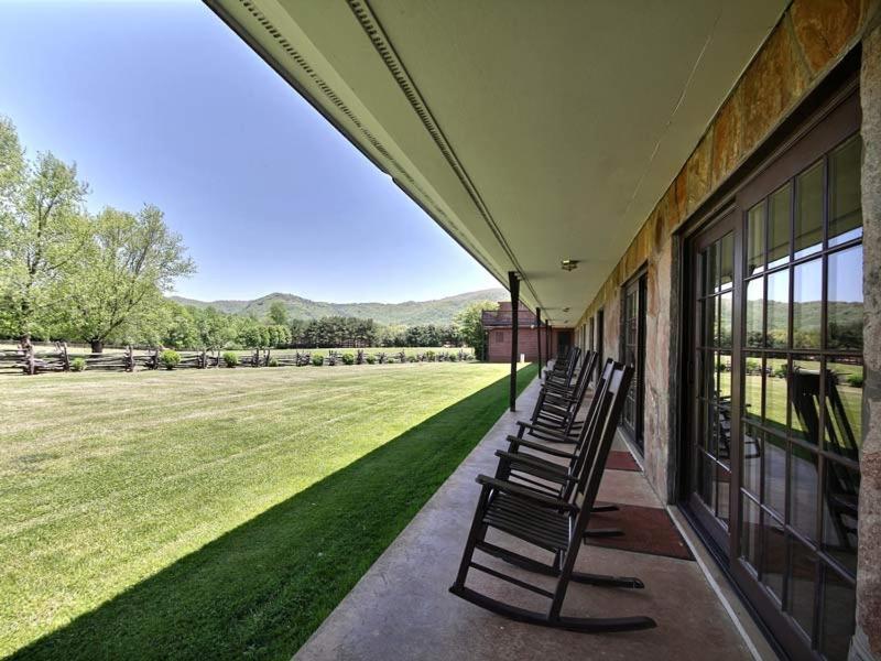 The Dillard House Hotell Exteriör bild